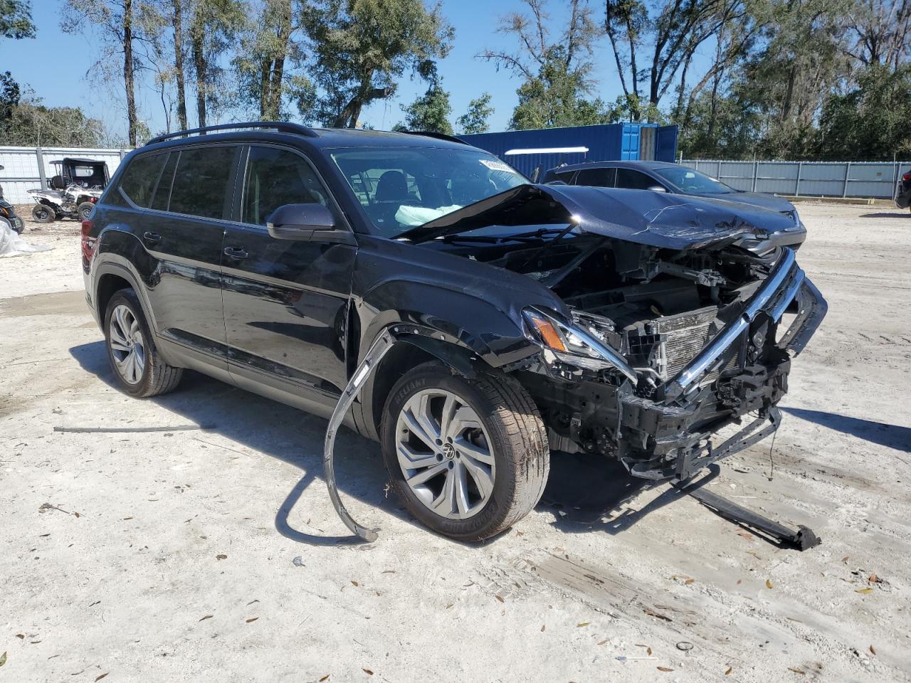 2021 Volkswagen Atlas VIN 1V2WR2CA9MC571604 Copart auction photo, front end damage thumbnail 4