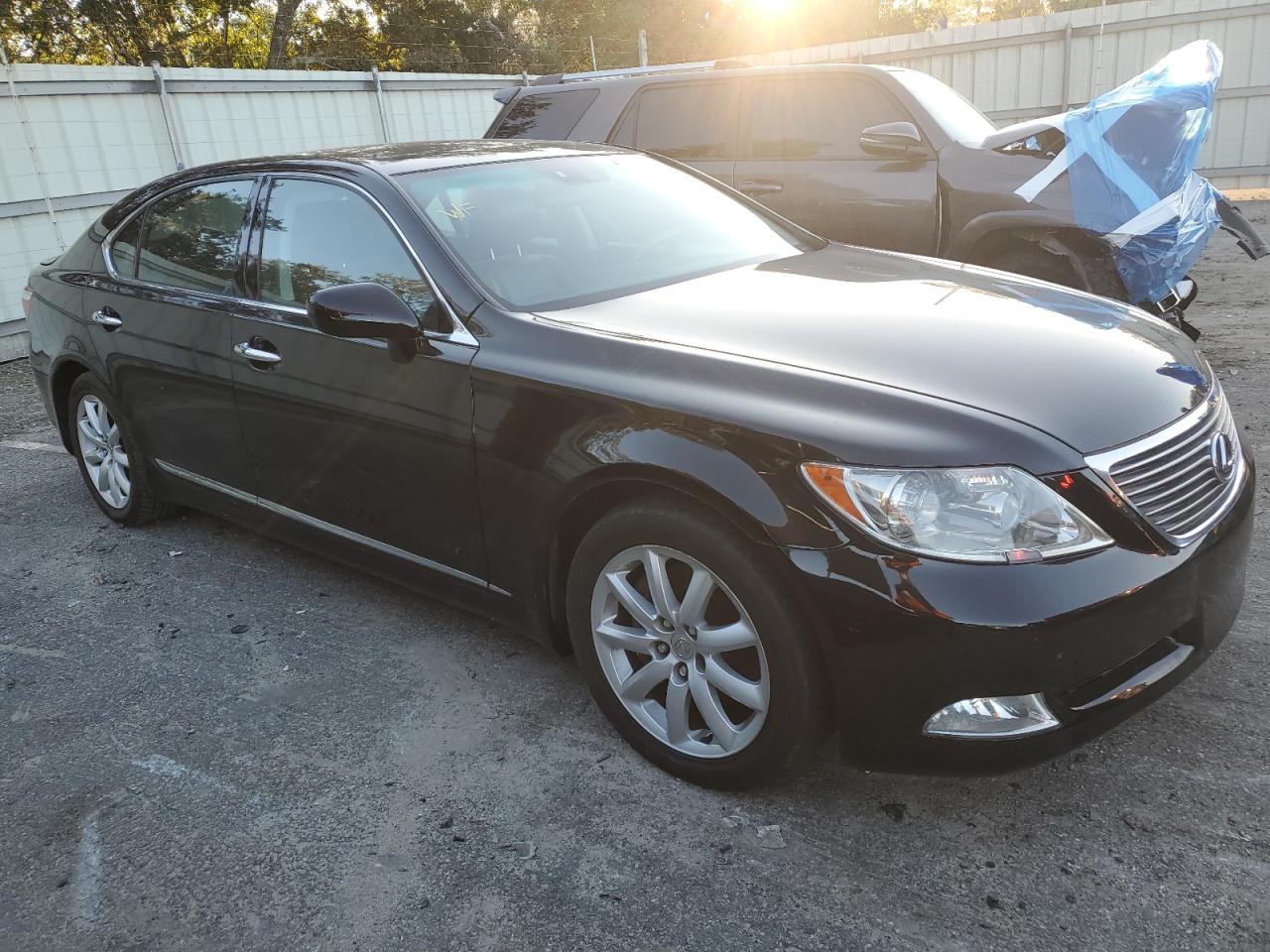2008 Lexus LS VIN JTHGL46F785027556 Copart auction photo, water/flood damage thumbnail 4