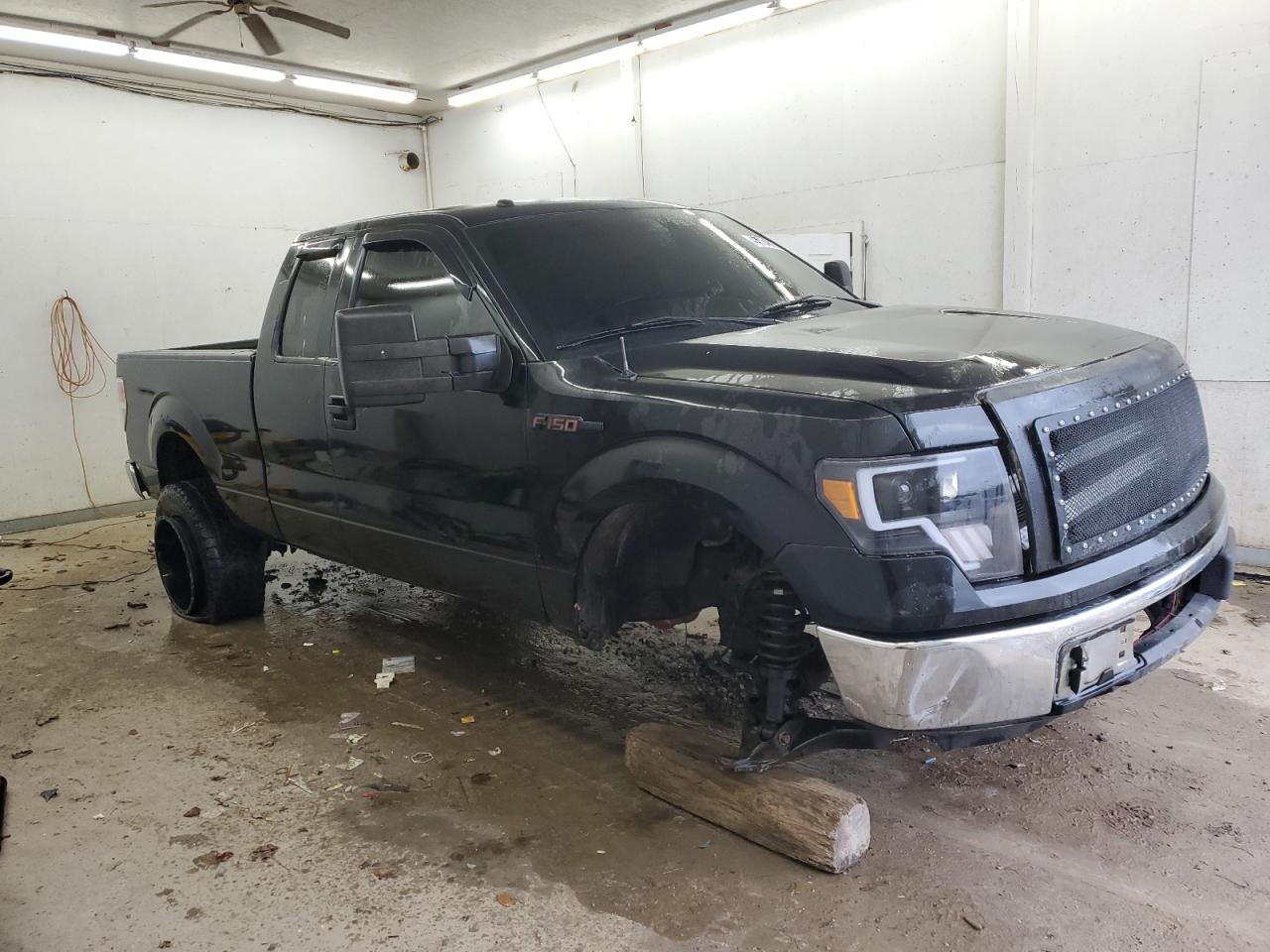 2011 Ford F-150 VIN 1FTFX1EF3BFB63119 Copart auction photo, all over / undercarriage damage thumbnail 4