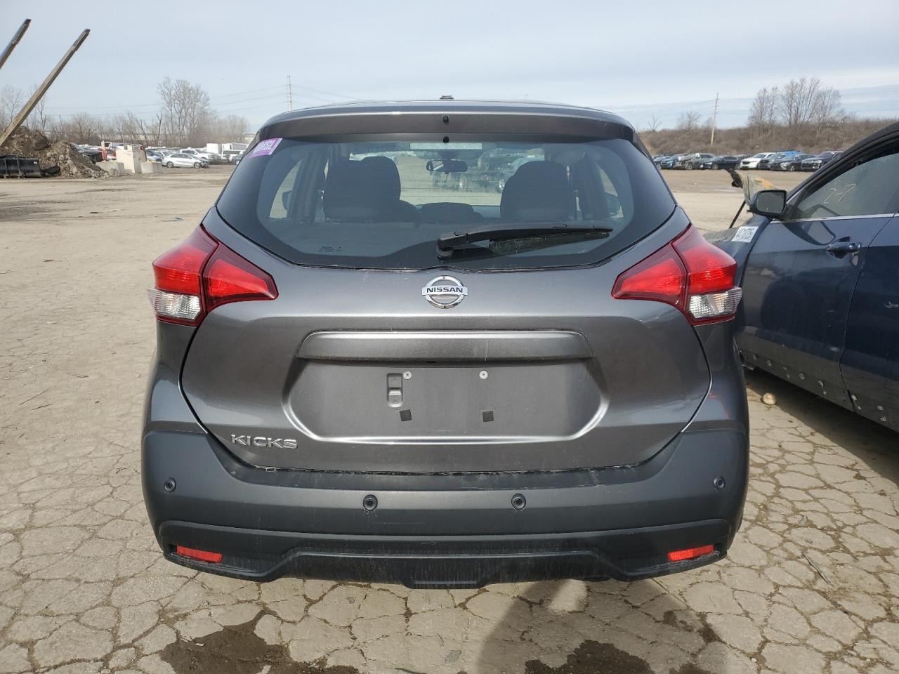 2020 Nissan Kicks VIN 3N1CP5BV3LL576075 Copart auction photo, front end / side damage thumbnail 6