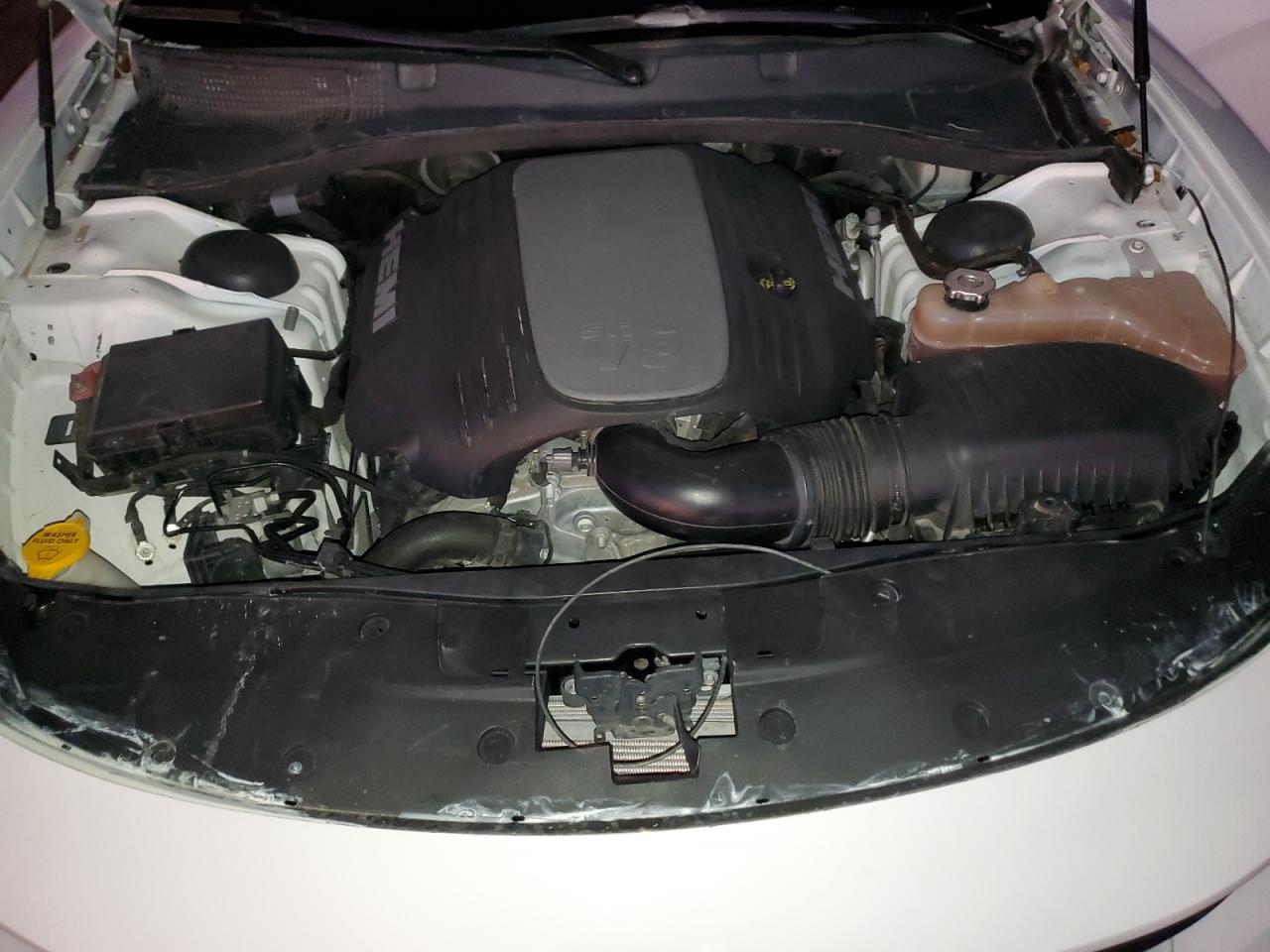 2019 Dodge Charger VIN 2C3CDXCT5KH630244 Copart auction photo, minor dent/scratches damage thumbnail 11