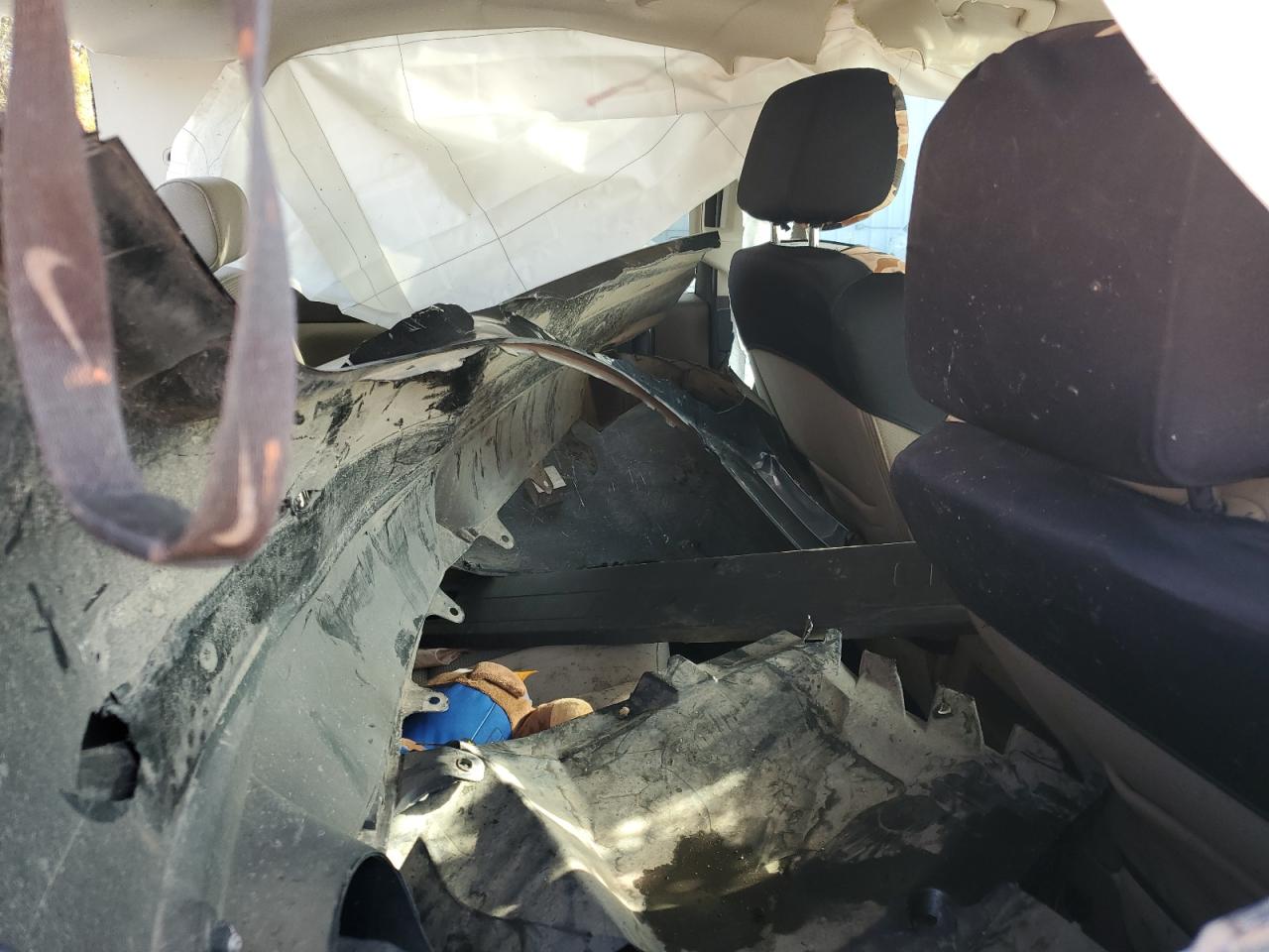 2018 Chevrolet Silverado VIN 3GCUKREC0JG579183 Copart auction photo, all over damage thumbnail 11
