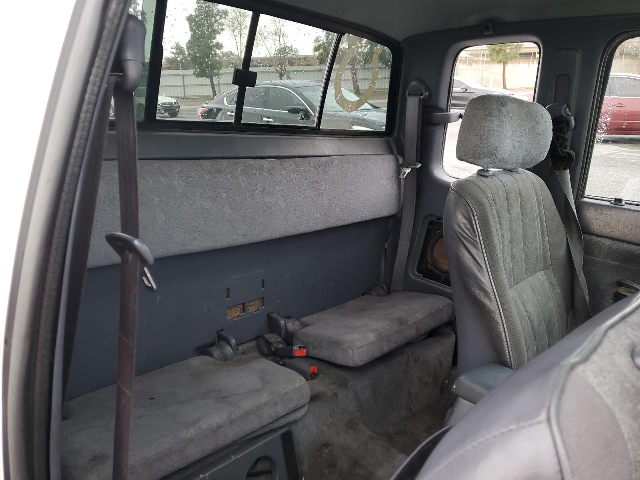 2000 Toyota Tacoma VIN 4TASM92N1YZ653336 Copart auction photo, side damage thumbnail 10