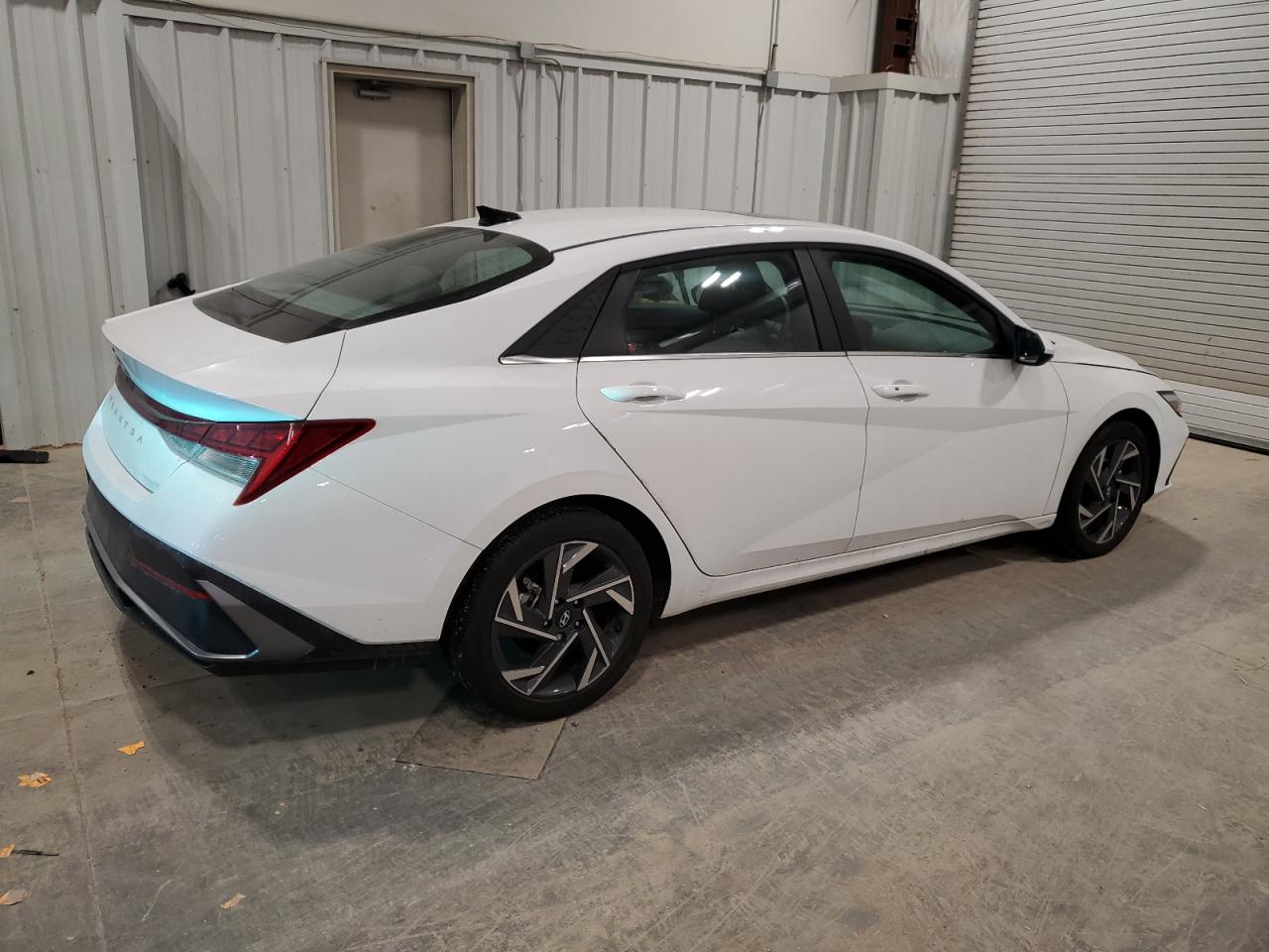 2024 Hyundai Elantra VIN KMHLS4DG8RU678860 Copart auction photo, front end damage thumbnail 3