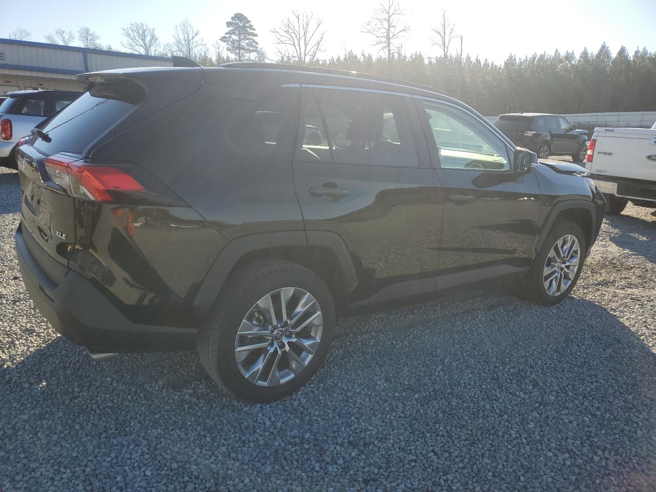 2023 Toyota RAV 4 VIN 2T3C1RFV4PC245554 Copart auction photo, front end damage thumbnail 3