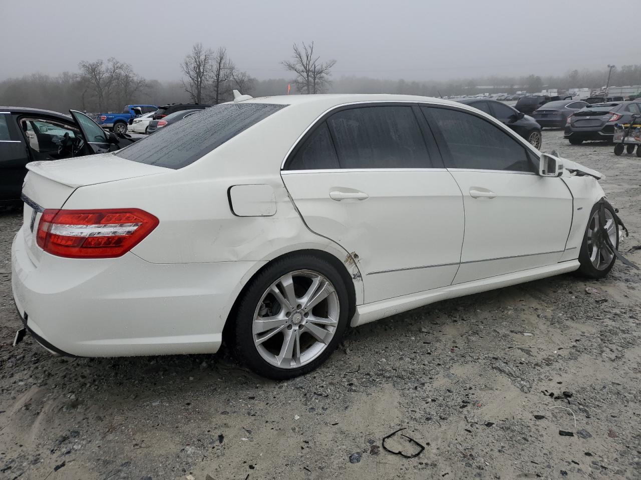 2012 Mercedes-Benz E-klasse VIN WDDHF5KBXCA613857 Copart auction photo, all over damage thumbnail 3