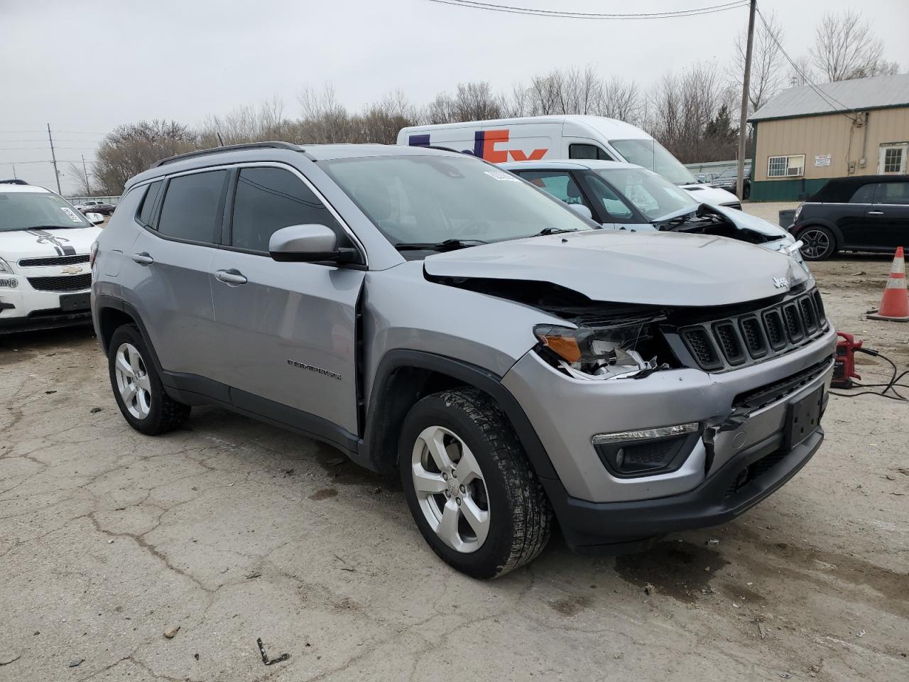 2018 Jeep Compass VIN 3C4NJDBB7JT331929 Copart auction photo, front end damage thumbnail 4