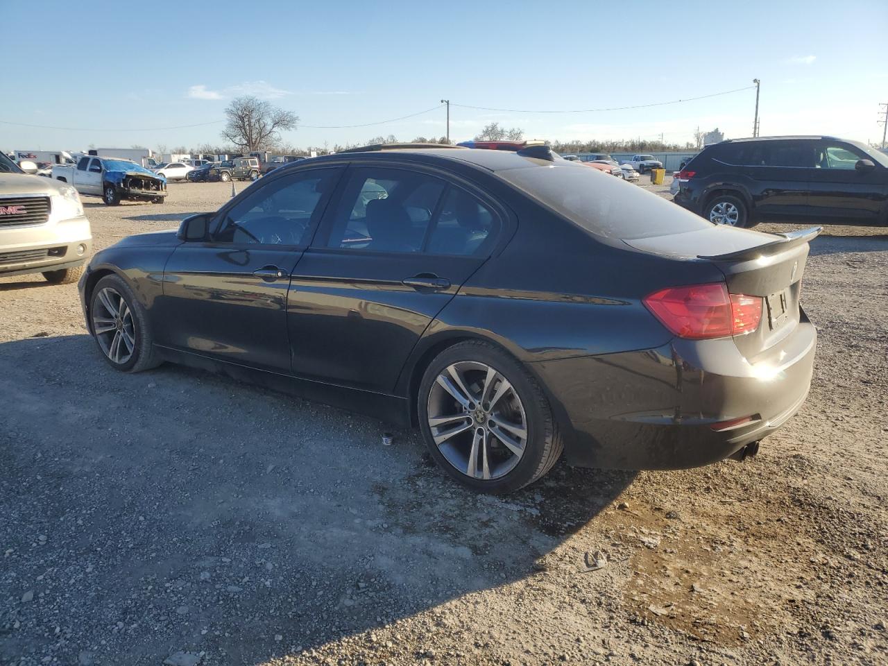 2014 BMW 3er VIN WBA3A5C55EP603813 Copart auction photo, front end damage thumbnail 2