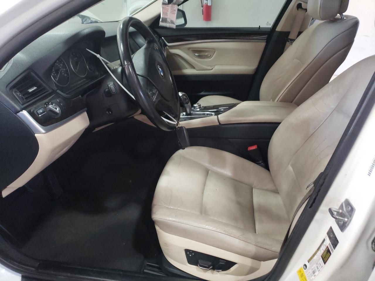 2011 BMW 5er VIN WBAFR1C56BC737182 Copart auction photo, front end / side damage thumbnail 7
