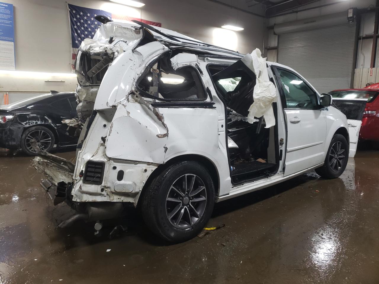 2017 Dodge Caravan VIN 2C4RDGCGXHR600393 Copart auction photo, all over damage thumbnail 3