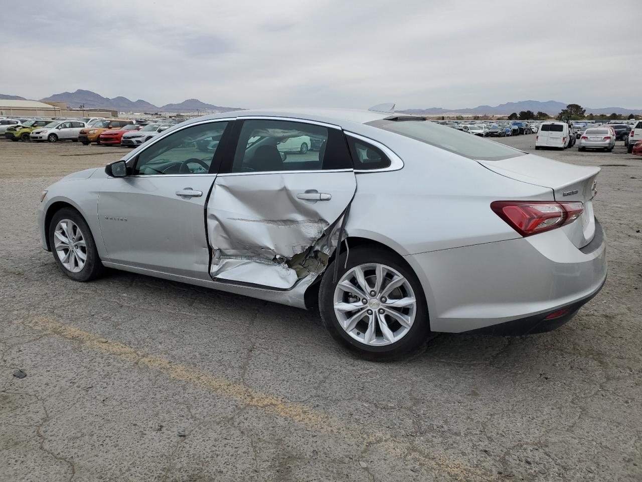 2022 Chevrolet Malibu VIN 1G1ZD5ST2NF134666 Copart auction photo, side / rear end damage thumbnail 2