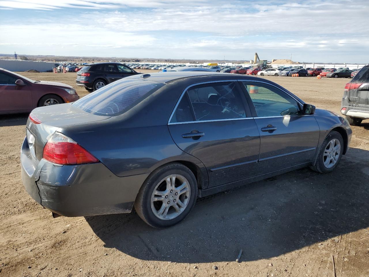 2007 Honda Accord VIN 1HGCM56727A038760 Copart auction photo, rear end / front end damage thumbnail 3