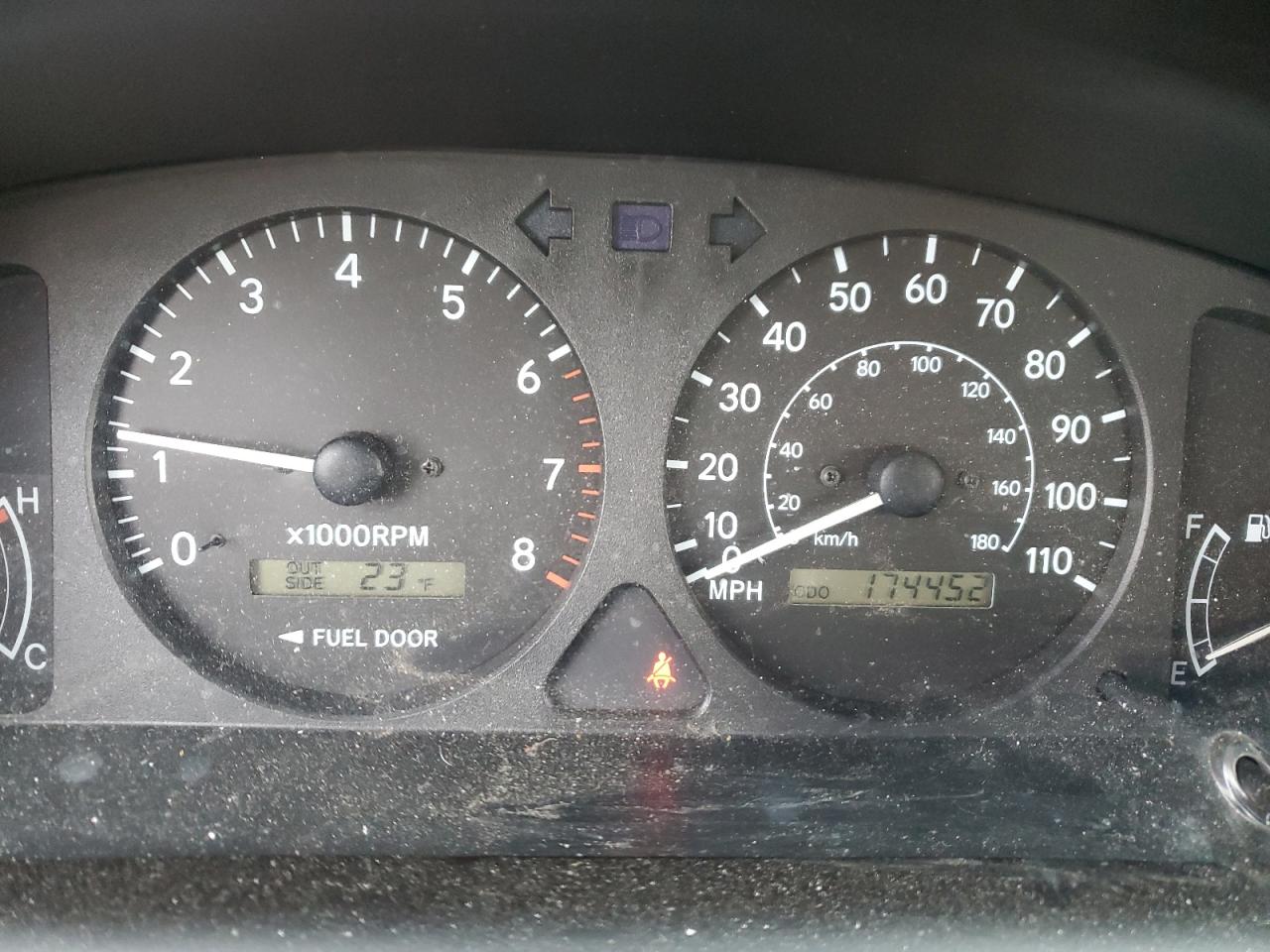 2001 Toyota Corolla VIN 2T1BR12E41C514695 Copart auction photo, front end damage thumbnail 9