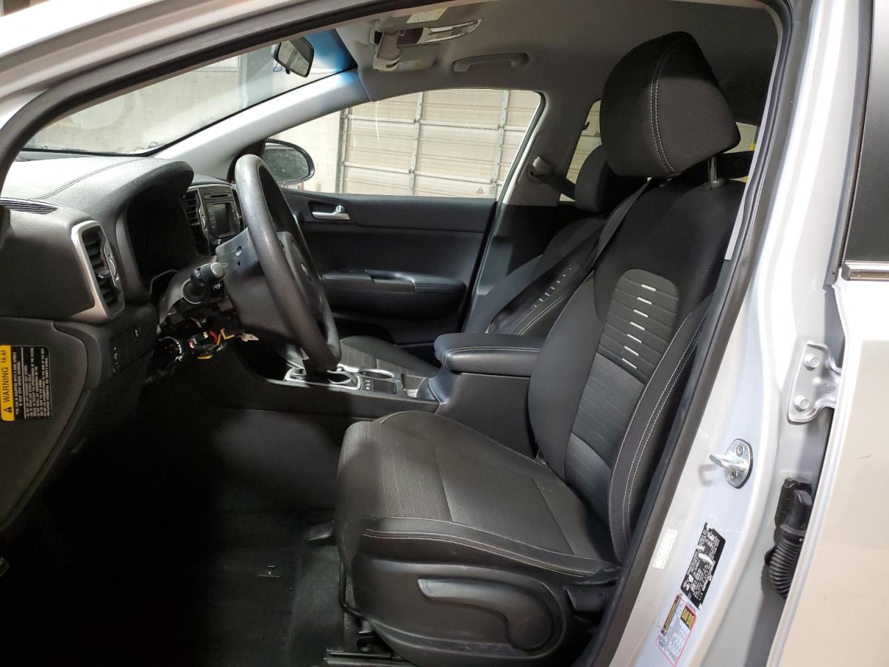 2018 KIA Sportage VIN KNDPMCAC2J7384501 Copart auction photo, vandalism / side damage thumbnail 7