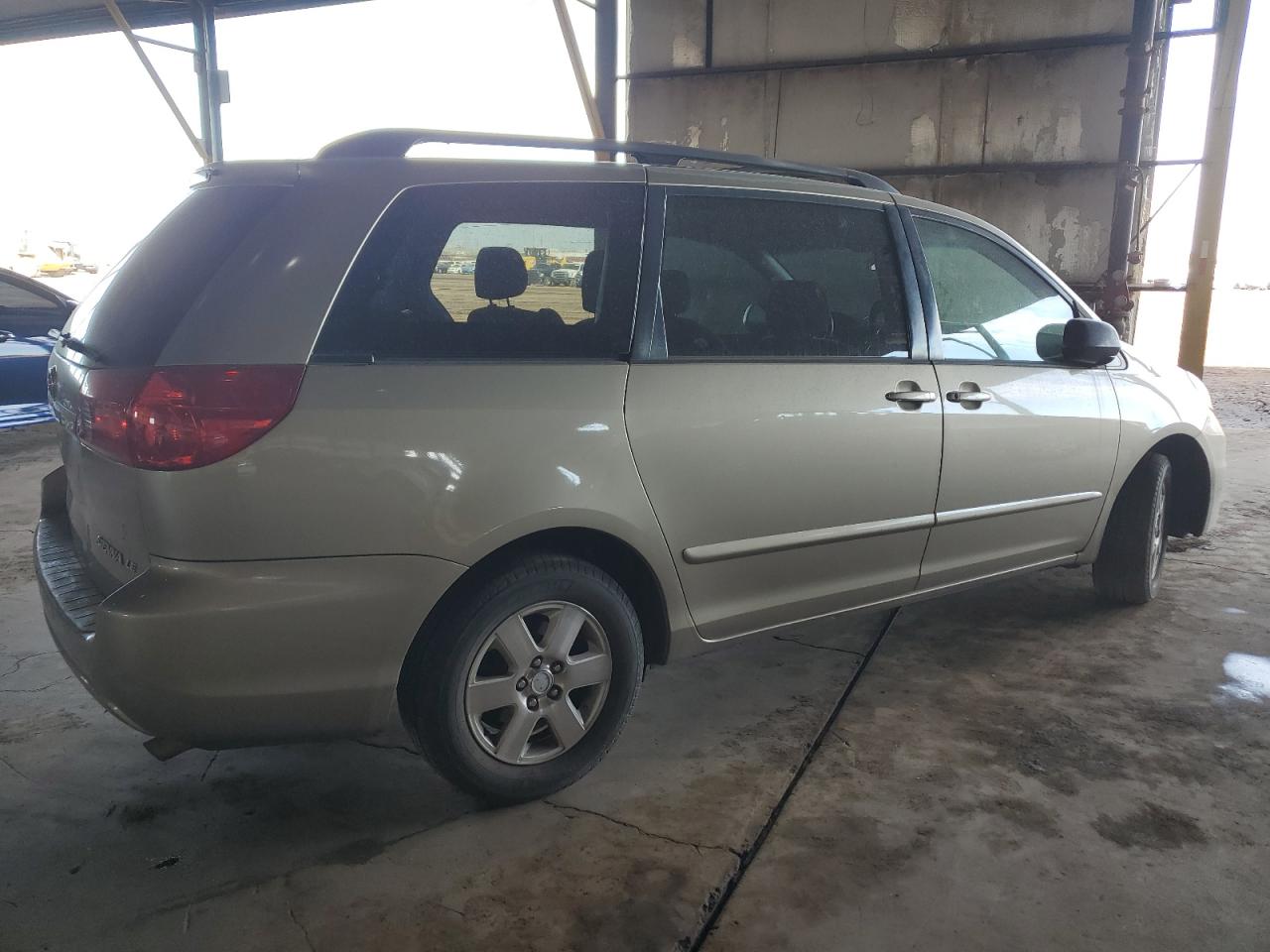 2006 Toyota Sienna VIN 5TDZA23CX6S440903 Copart auction photo, front end damage thumbnail 3