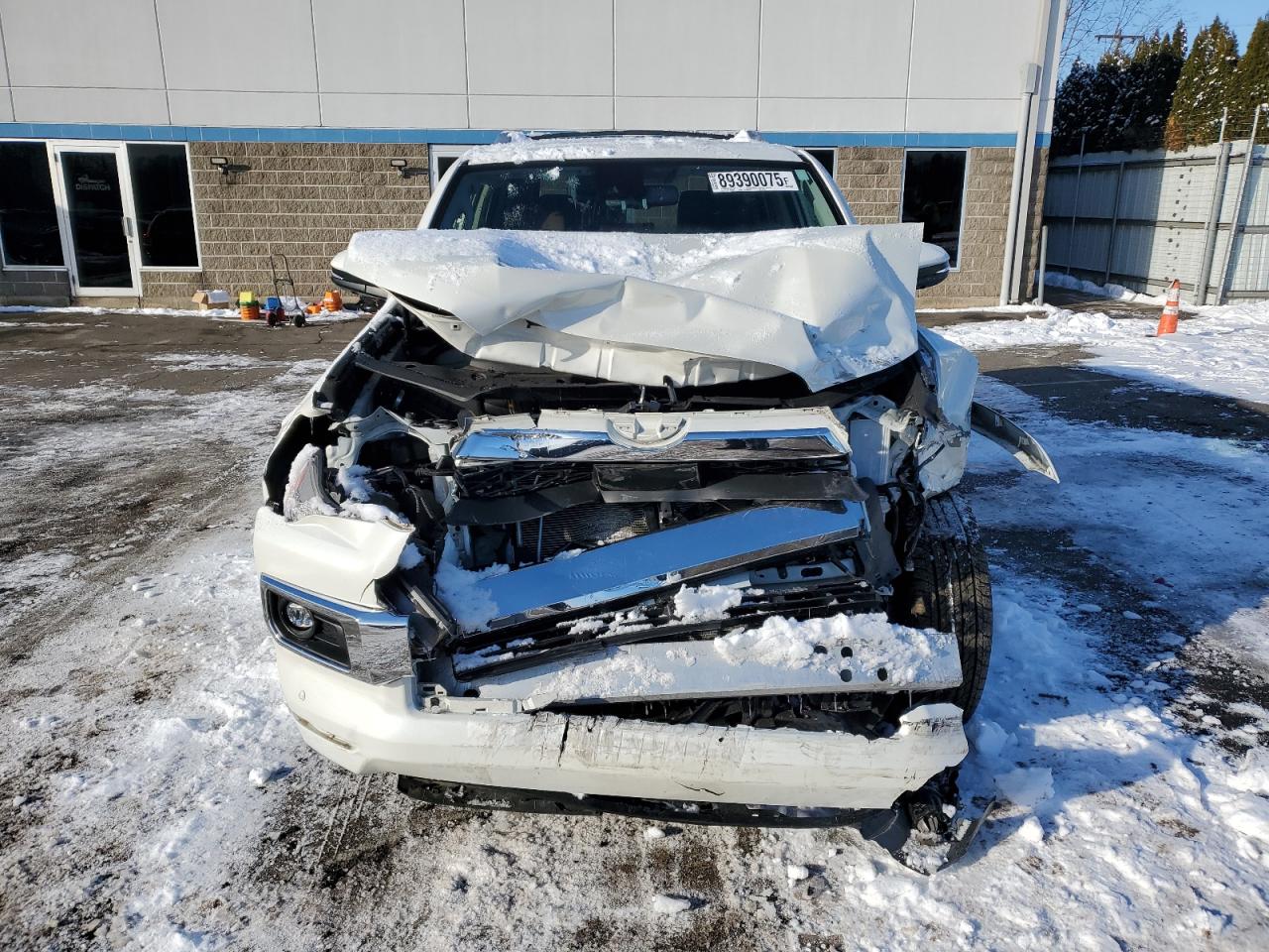 2022 Toyota 4Runner VIN JTEKU5JR9N5988148 Copart auction photo, front end damage thumbnail 5