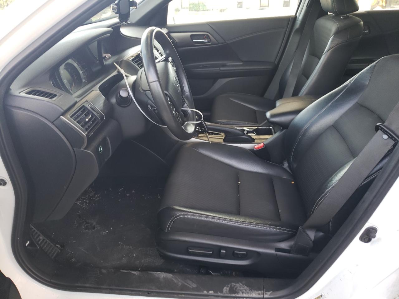 2016 Honda Accord VIN 1HGCR2F54GA210088 Copart auction photo, vandalism damage thumbnail 7