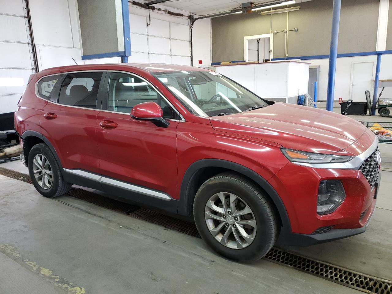2019 Hyundai Santa Fe VIN 5NMS2CAD9KH078561 Copart auction photo, rear end damage thumbnail 4