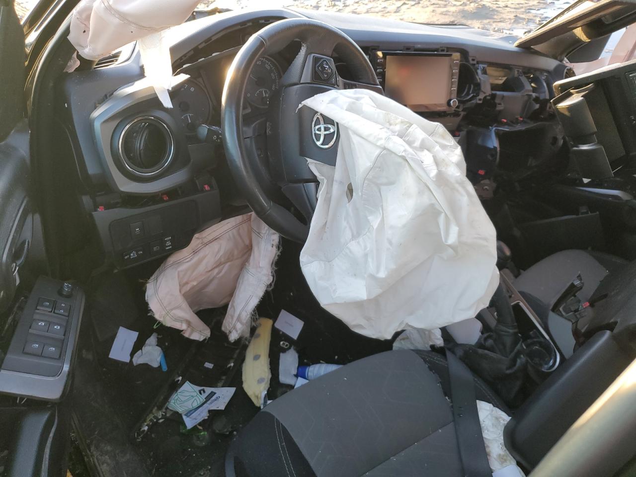2021 Toyota Tacoma VIN 3TMAZ5CN3MM152680 Copart auction photo, rollover damage thumbnail 8