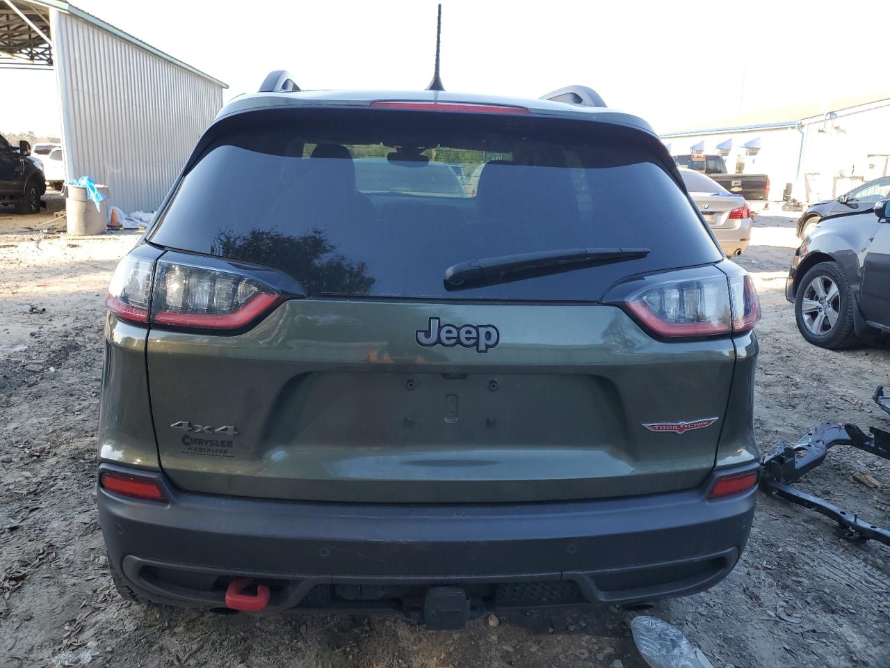 2021 Jeep Cherokee VIN 1C4PJMBX8MD176421 Copart auction photo, side / front end damage thumbnail 6
