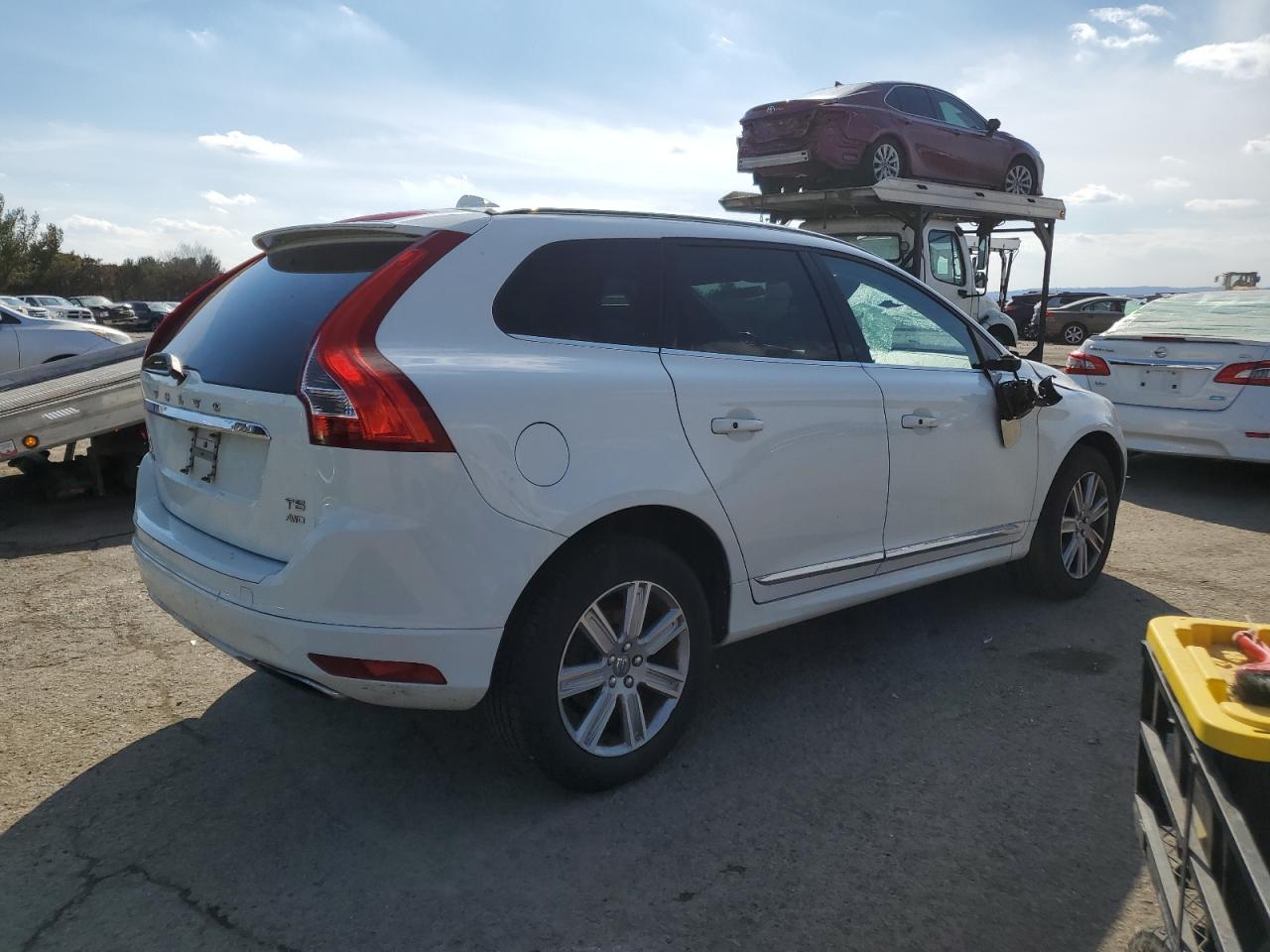 2016 Volvo XC60 VIN YV4612RK3G2796147 Copart auction photo, top/roof damage thumbnail 3