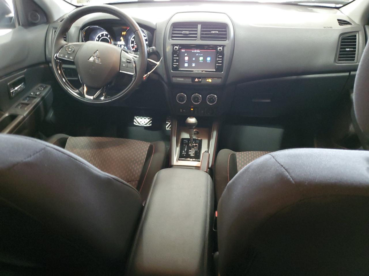 2018 Mitsubishi Outlander VIN JA4AR3AU0JU005653 Copart auction photo, side damage thumbnail 8