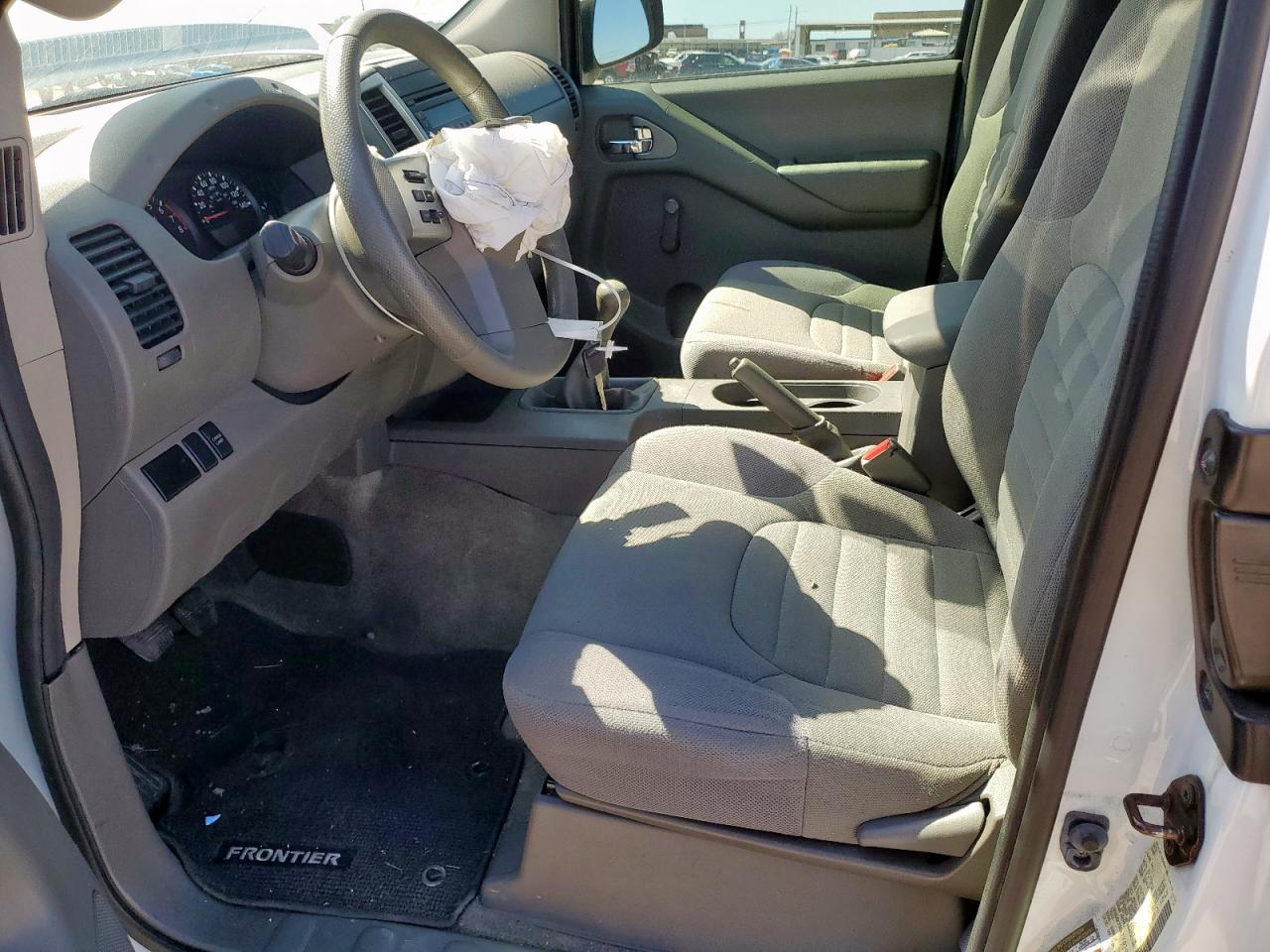 2014 Nissan Navara (Frontier) VIN 1N6BD0CT5EN770107 Copart auction photo, front end damage thumbnail 7