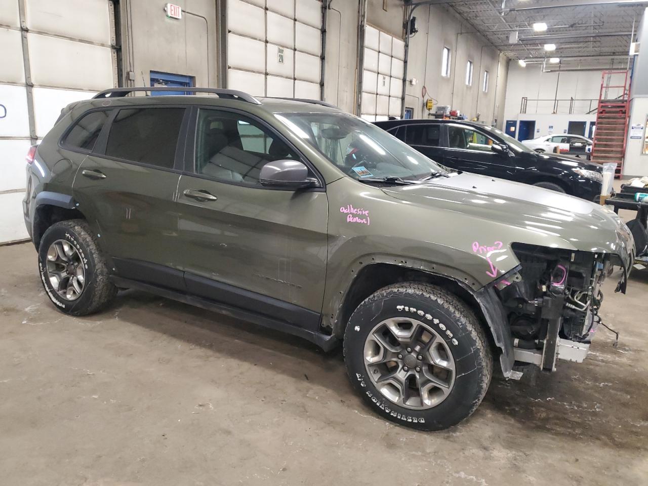 2019 Jeep Cherokee VIN 1C4PJMBX3KD433496 Copart auction photo, front end damage thumbnail 4