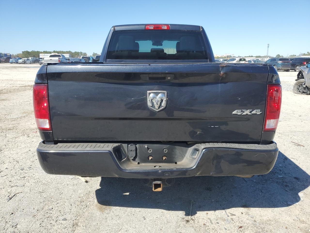 2016 RAM 1500 VIN 1C6RR7FG9GS374736 Copart auction photo, minor dent/scratches damage thumbnail 6