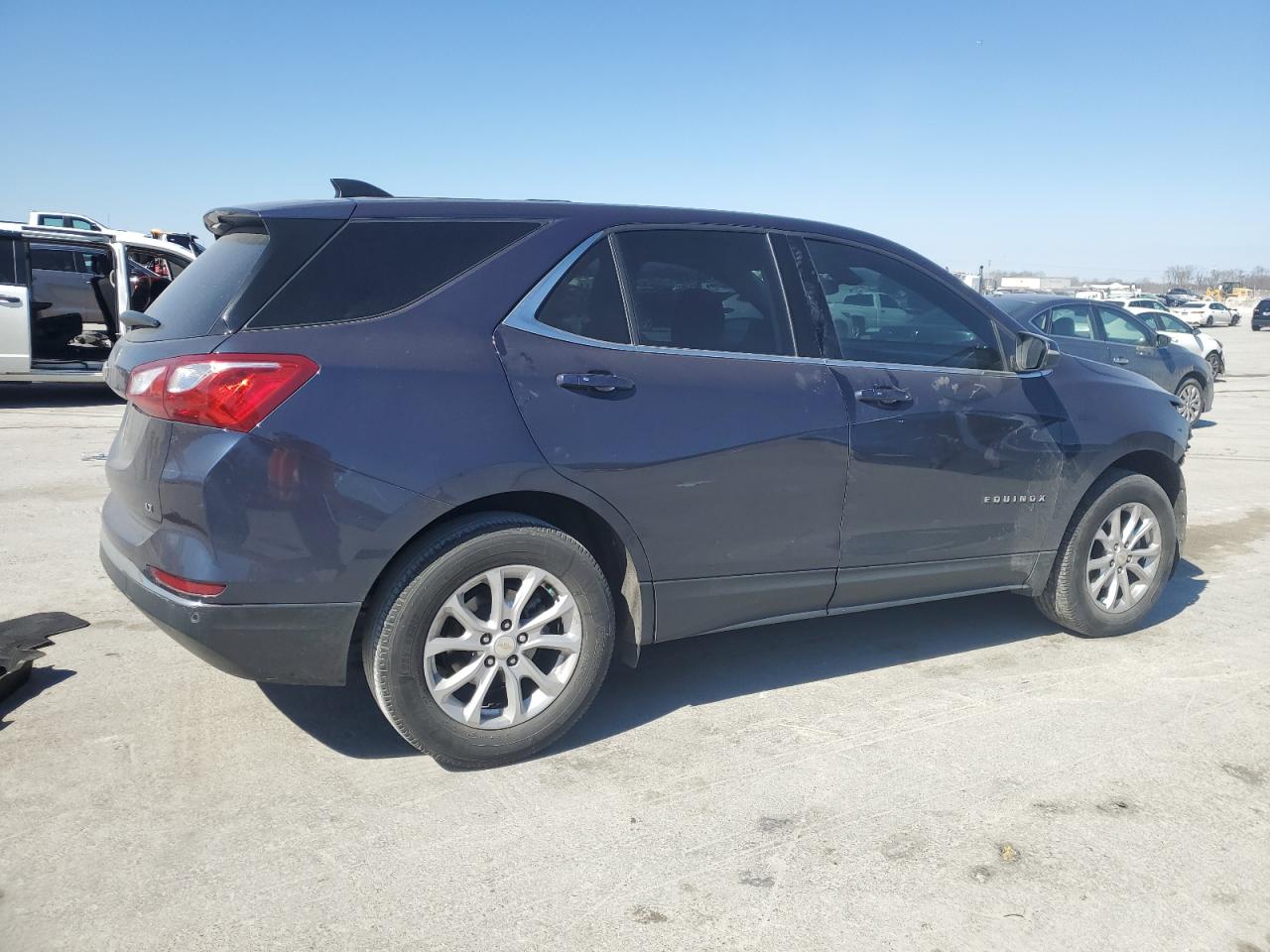 2019 Chevrolet Equinox VIN 3GNAXKEV9KS512066 Copart auction photo, front end damage thumbnail 3