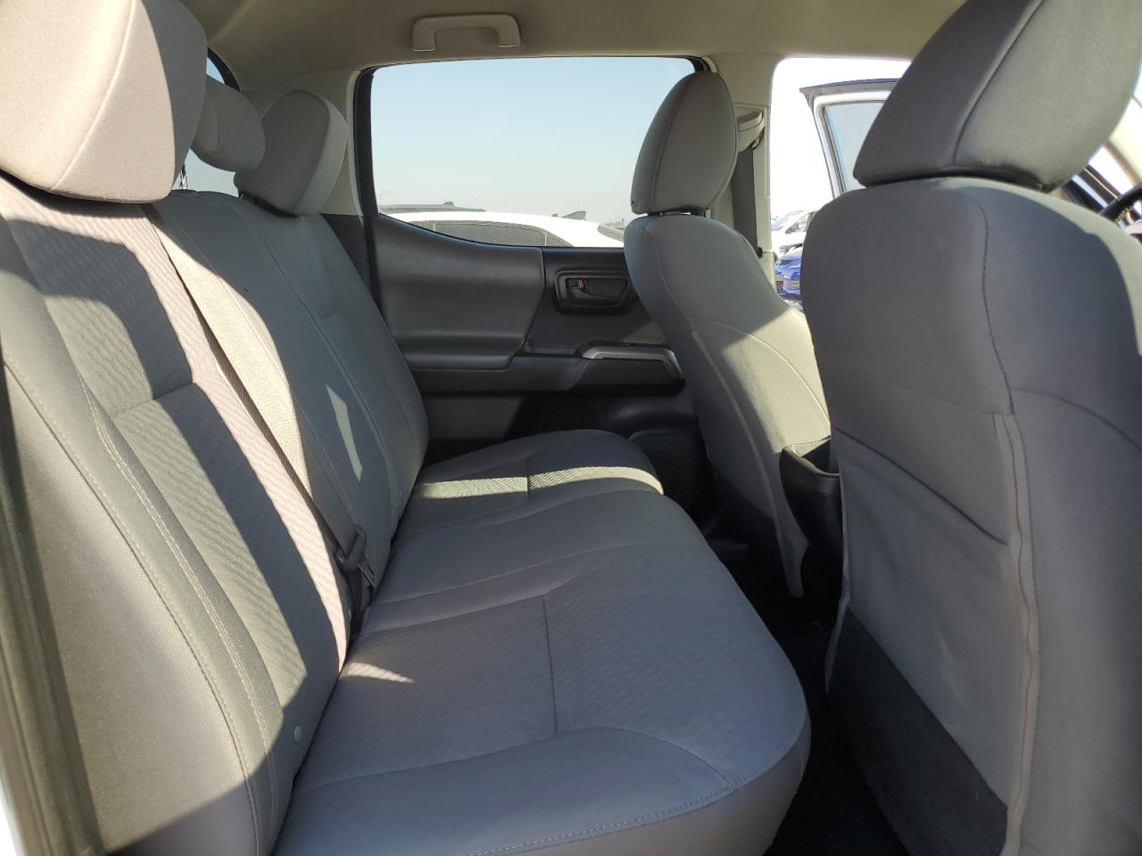 2020 Toyota Tacoma VIN 3TMCZ5AN0LM312508 Copart auction photo, minor dent/scratches damage thumbnail 10