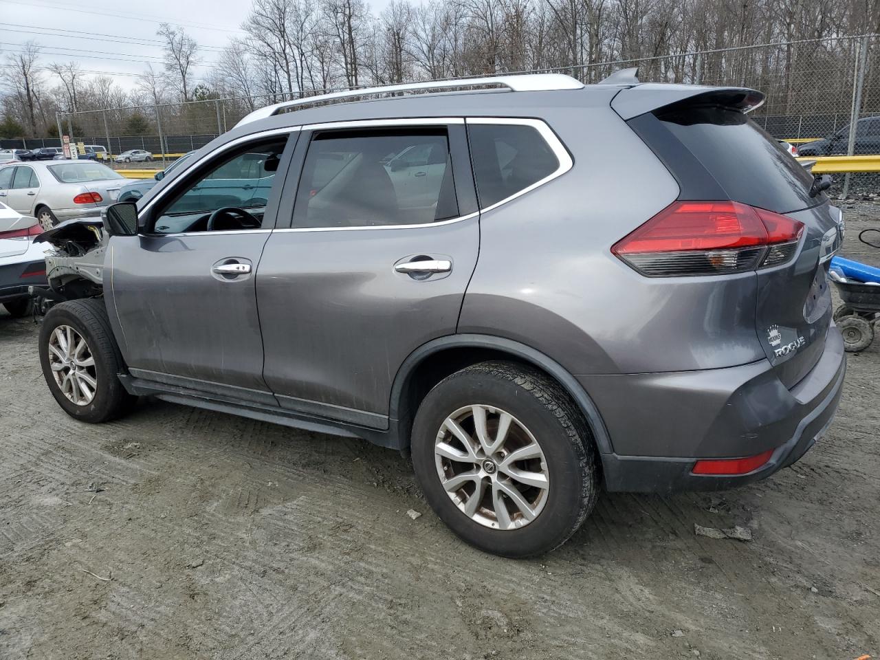 2017 Nissan Rogue VIN KNMAT2MV7HP614642 Copart auction photo, front end / minor dent/scratches damage thumbnail 2