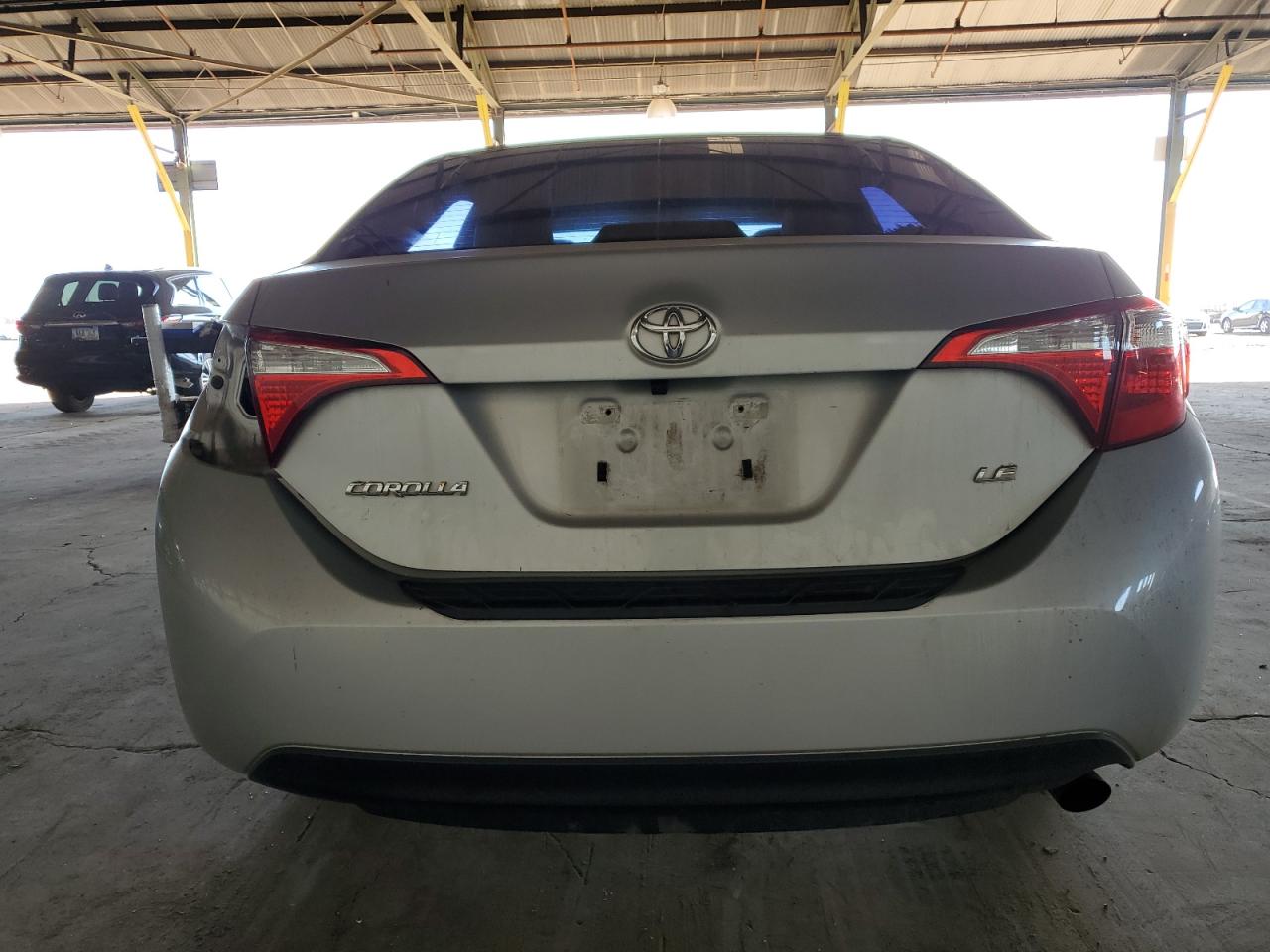 2015 Toyota Corolla VIN 5YFBURHE9FP362344 Copart auction photo, front end / side damage thumbnail 6