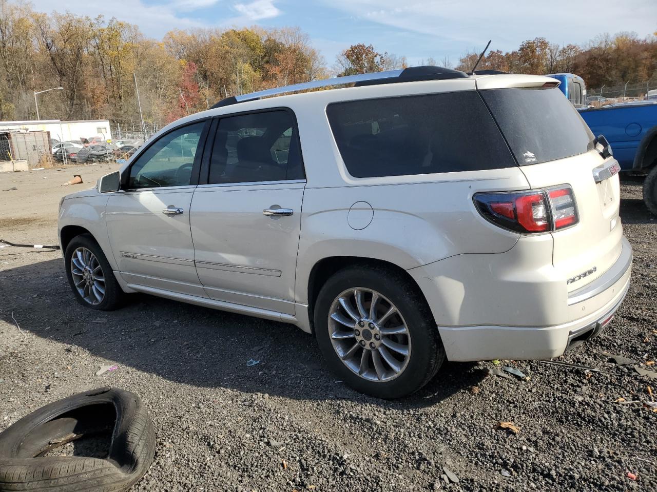 2014 GMC Acadia VIN 1GKKVTKD9EJ307457 Copart auction photo, minor dent/scratches damage thumbnail 2