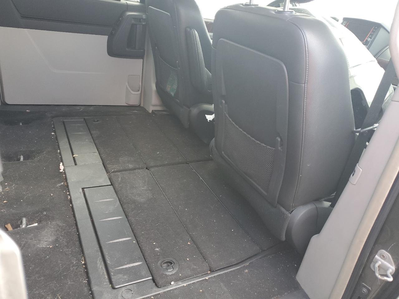 2010 Chrysler Town & Country VIN 2A4RR8DX1AR387789 Copart auction photo, front end damage thumbnail 12