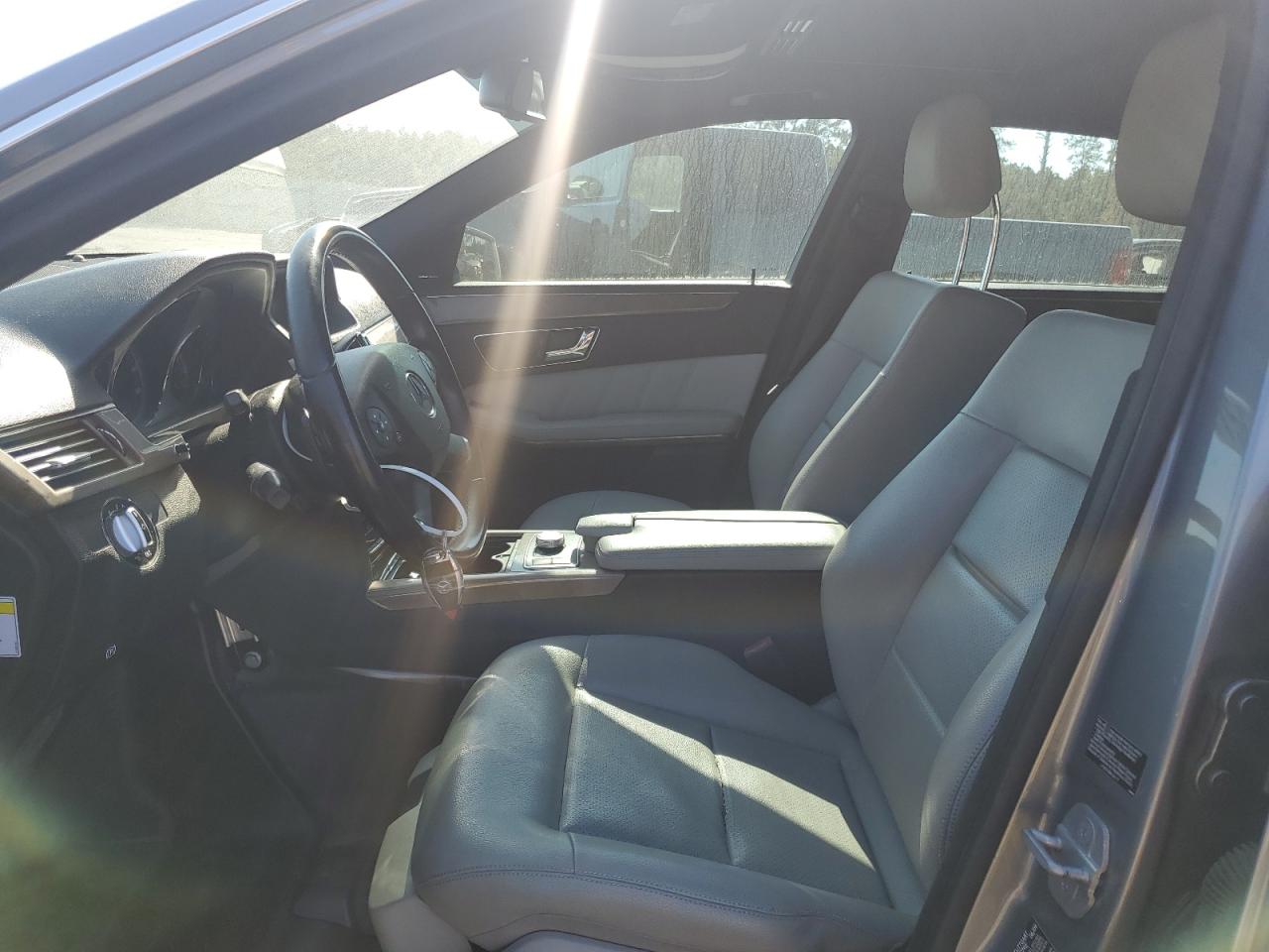 2010 Mercedes-Benz E-klasse VIN WDDHF5GB7AA049350 Copart auction photo, water/flood damage thumbnail 7