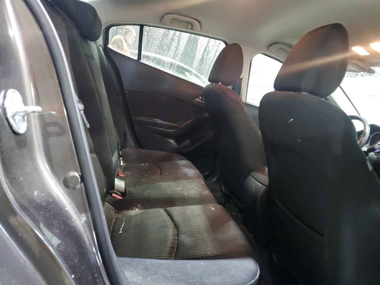 2015 Mazda 3 VIN JM1BM1V79F1253815 Copart auction photo, rear end / minor dent/scratches damage thumbnail 11