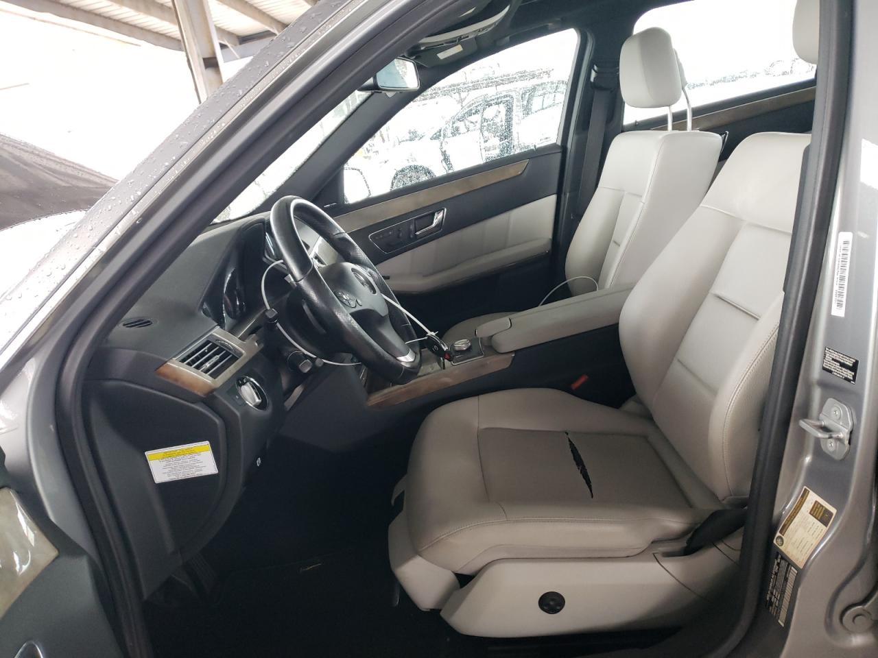 2010 Mercedes-Benz E-klasse VIN WDDHF5GB2AA215550 Copart auction photo, front end damage thumbnail 7