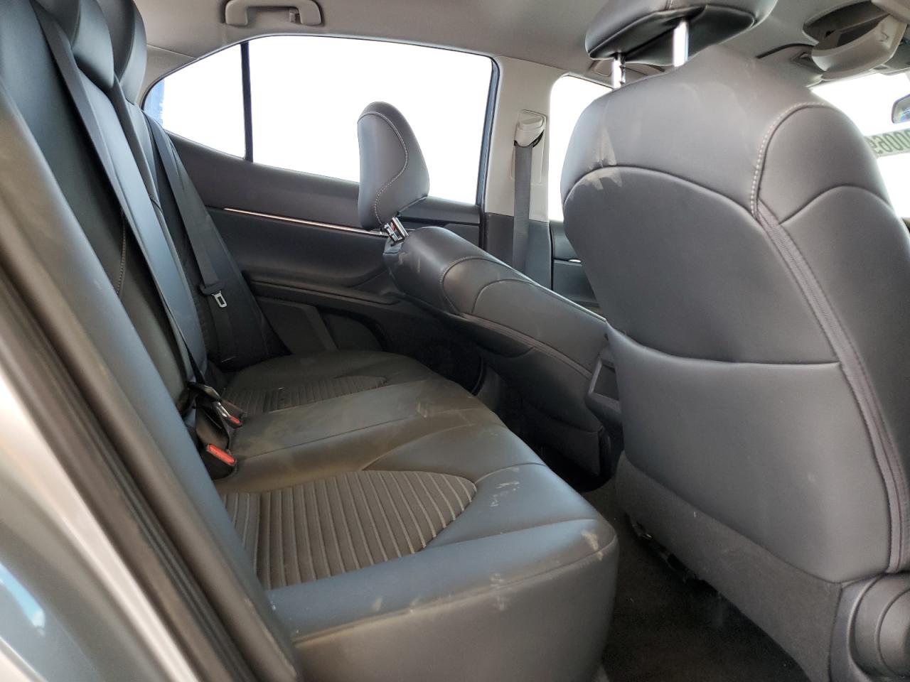 2018 Toyota Camry VIN 4T1B11HK4JU576326 Copart auction photo, rear end damage thumbnail 11