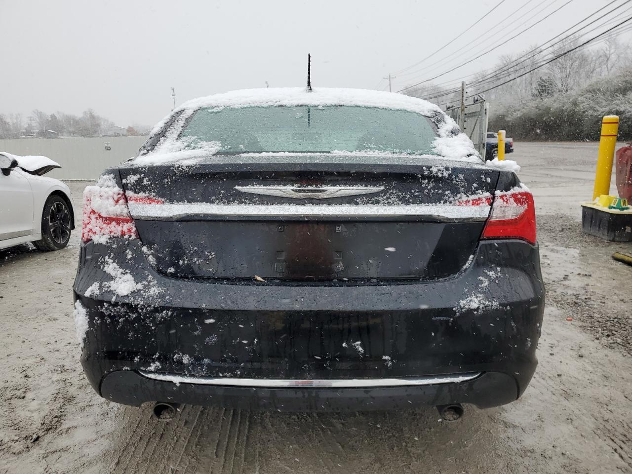 2013 Chrysler 200 VIN 1C3CCBCG4DN645871 Copart auction photo, side damage thumbnail 6