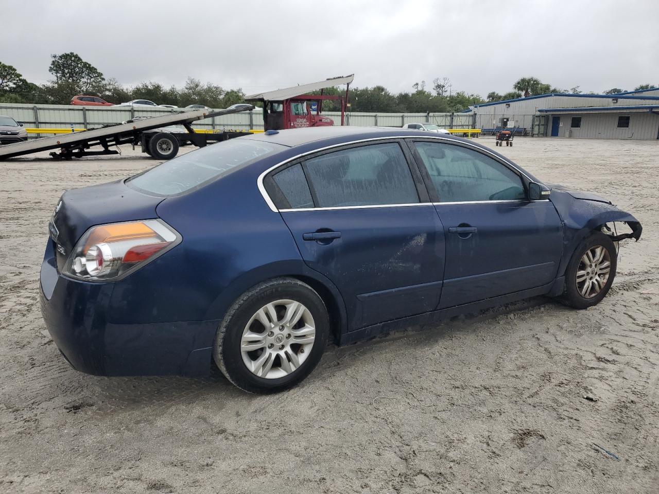 2010 Nissan Altima VIN 1N4AL2APXAN448291 Copart auction photo, front end damage thumbnail 3