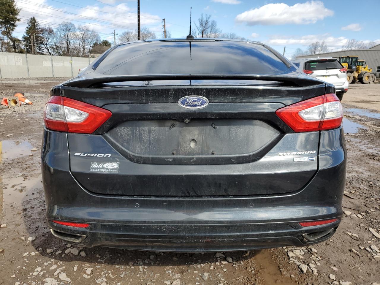 2013 Ford Fusion VIN 3FA6P0D94DR196938 Copart auction photo, side / front end damage thumbnail 6