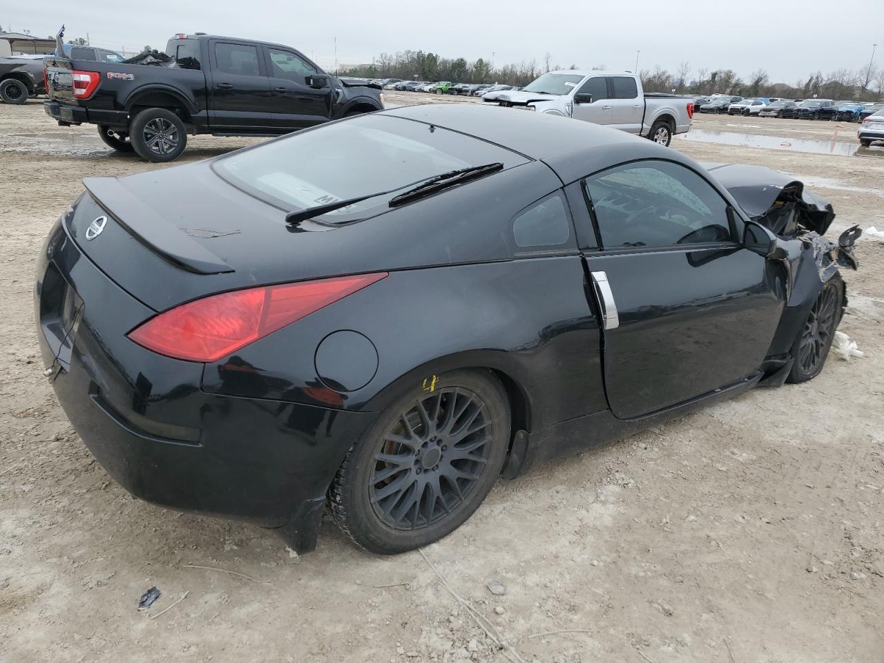 2004 Nissan 350Z VIN JN1AZ34D74T162627 Copart auction photo, front end / side damage thumbnail 3