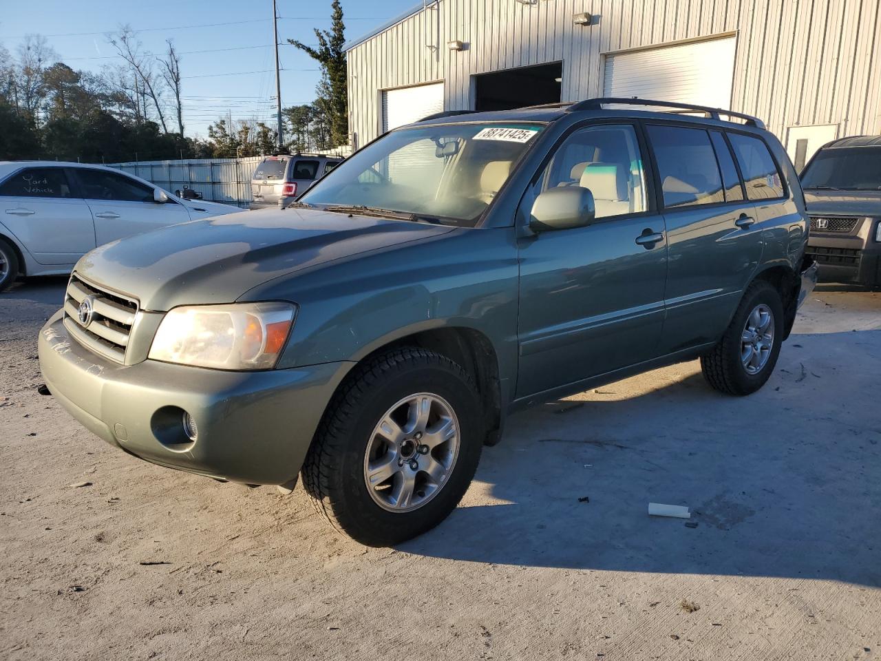 2004 Toyota Highlander VIN JTEGP21A840031835