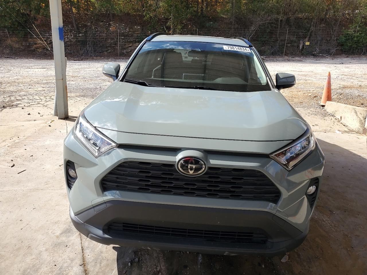 2019 Toyota RAV 4 VIN JTMC1RFV4KJ008293 Copart auction photo, rear end / undercarriage damage thumbnail 5
