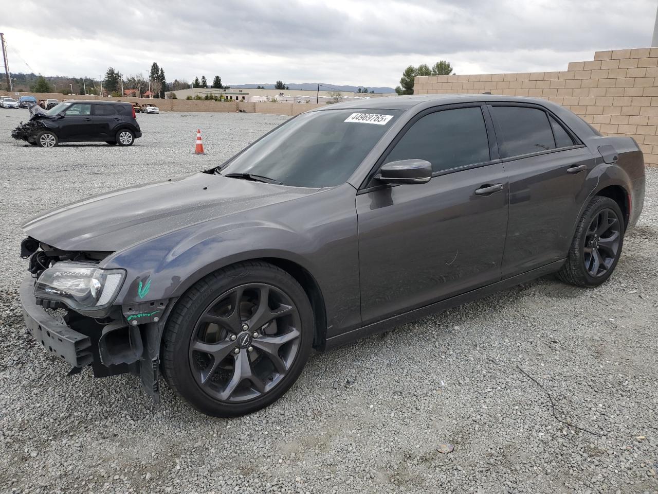 2021 Chrysler 300 VIN 2C3CCABGXMH550011