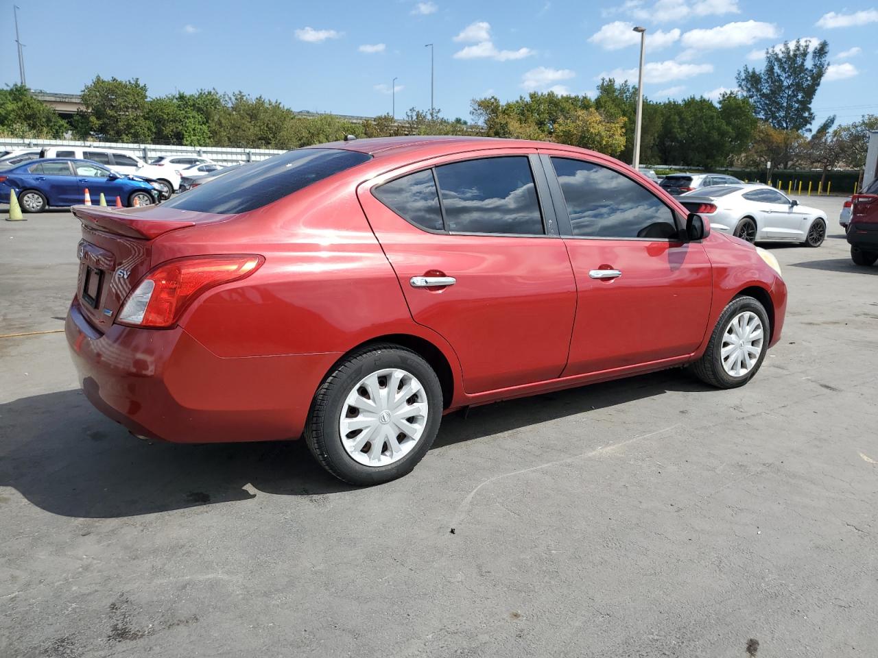 2013 Nissan Versa VIN 3N1CN7AP8DL880704 Copart auction photo, normal wear damage thumbnail 3