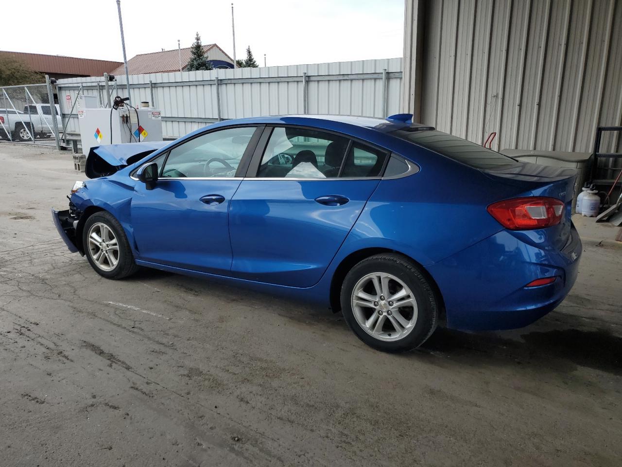 2017 Chevrolet Cruze VIN 3G1BE5SM5HS600646 Copart auction photo, front end / side damage thumbnail 2
