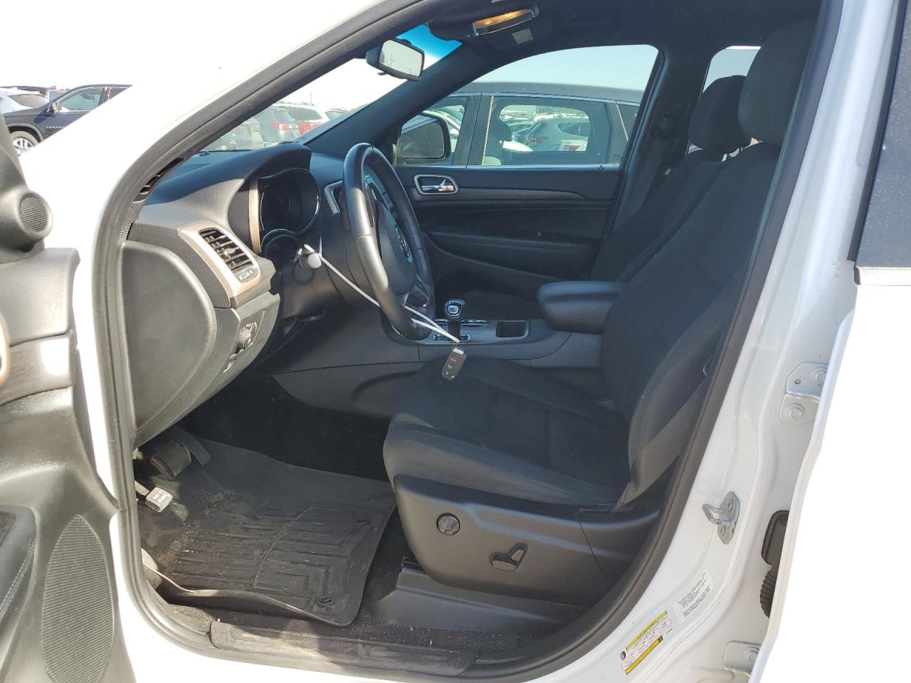 2015 Jeep Grand Cherokee VIN 1C4RJFAG1FC645508 Copart auction photo, front end damage thumbnail 7