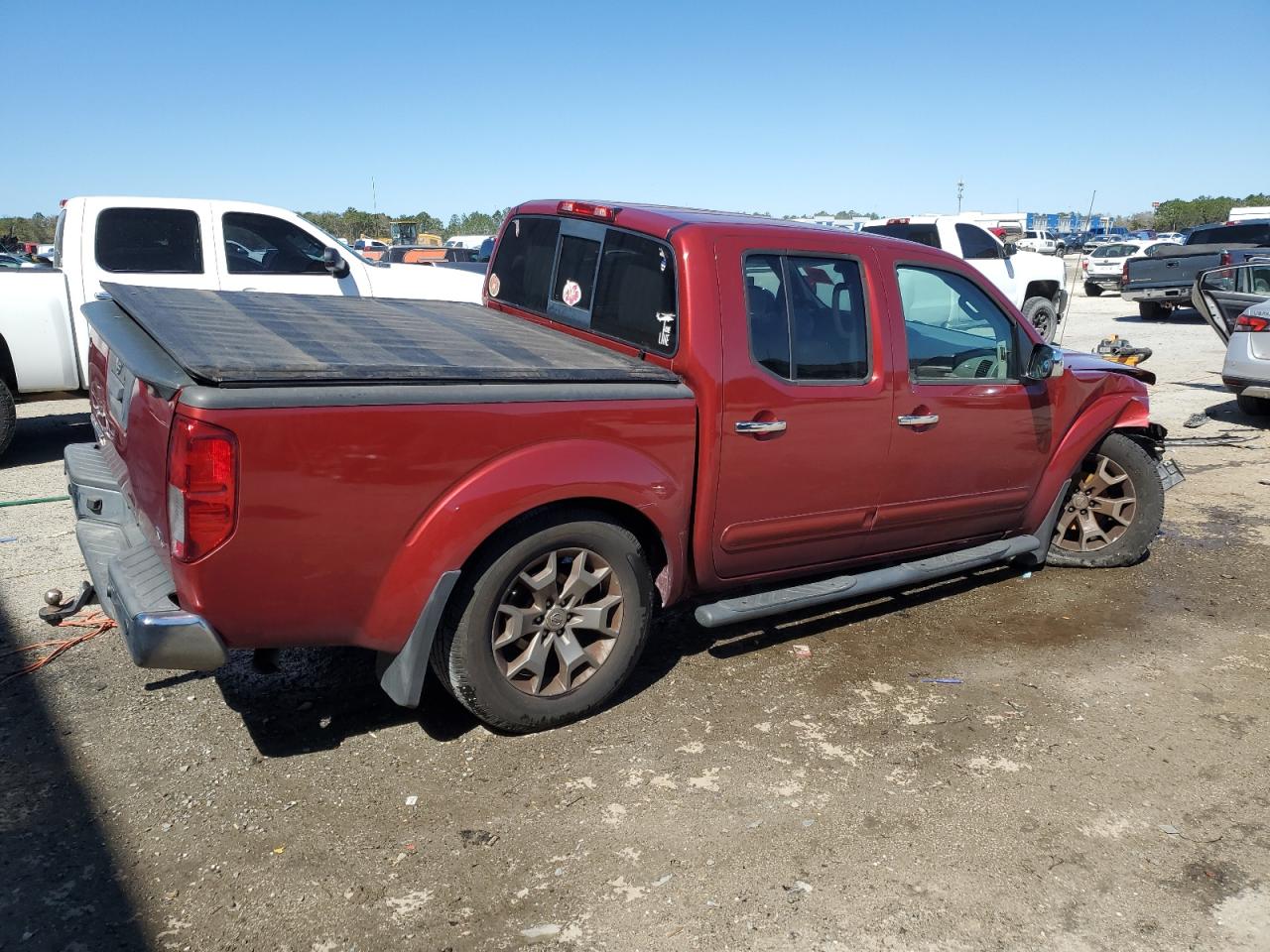 2019 Nissan Navara (Frontier) VIN 1N6AD0ER9KN755473 Copart auction photo, front end / minor dent/scratches damage thumbnail 3